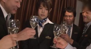 หนังโป๊av ปลดเปลื้องผ้าสาวออฟฟิศสุดน่าเย็ด SSNI-324