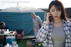 หนังโป๊ญี่ปุ่น JUQ-072 กางเต็นท์ในเมืองเสียวทั้งคืน Mukai Ai